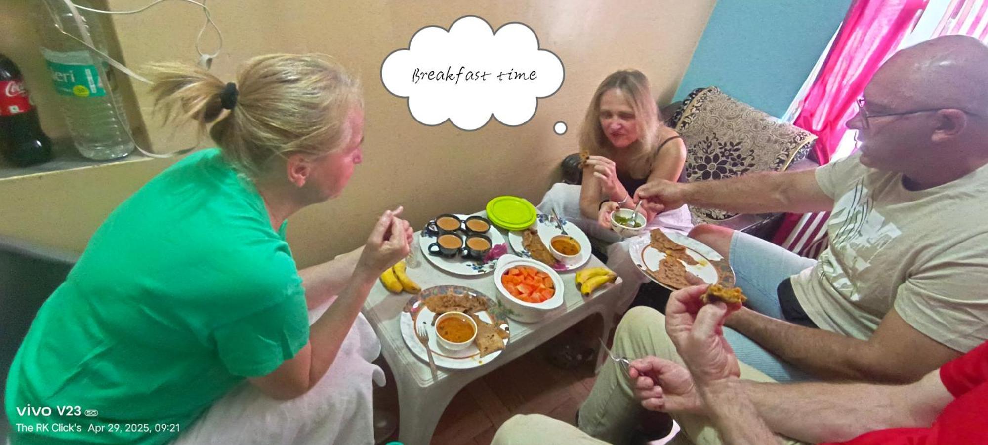 Karina Art Home Stay ビーカーネール エクステリア 写真